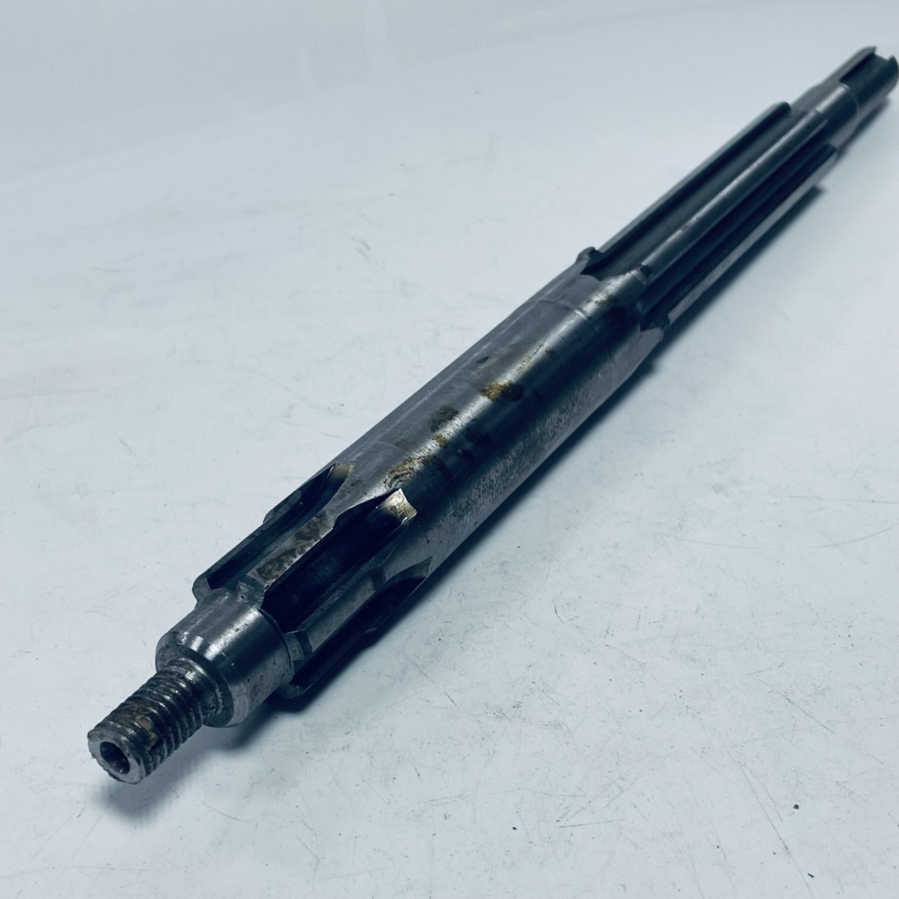 Вал головний КПП /б 175N/180N (7/9Hp) (D-30, L-325mm, mod:101-2, + вал відбору потужності) DIGGER